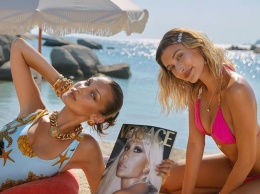 Белла Хадид и Хейли Бибер в новом кампейне ароматов Versace