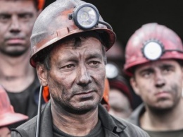 В Кривом Роге почти 200 шахтеров вторую неделю остаются под землей в знак протеста