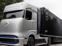 Mercedes показал свой первый водородный грузовик, видео