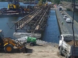 В Никопольском районе стартовали работы по восстановлению разрушенного моста через реку Чертомлык