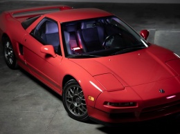 20-летний спорткар продали по цене новой версии Ferrari F8 Tributo