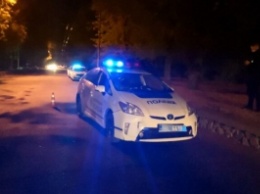 В Запорожье автомобиль патрудьной полиции сбил пешехода (фото)