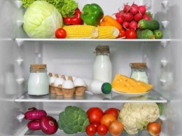Продукты, которые мы храним в холодильнике, хотя им там не место