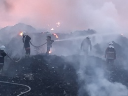 В Киеве несколько дней горела свалка: почему такие пожары смертельно опасны для человека