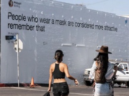 Twitter разместил смешные твиты о ношении масок в людных местах