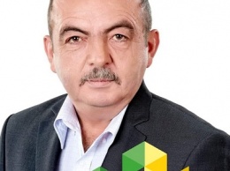 Депутат областного совета Искандер Искандеров меняет знамя