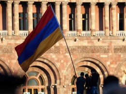 Армения запретила мужчинам выезжать из страны