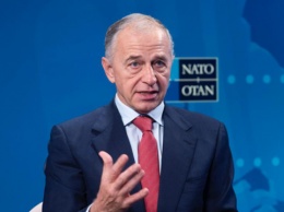 В НАТО заявляют об использовании Россией и Китаем технологий для контроля над людьми