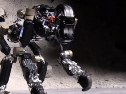 В Германии модифицировали робота-обезьяну (видео)