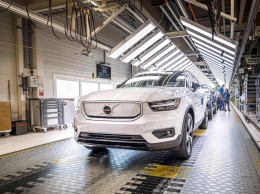 Volvo начала производство нового электрокроссовера