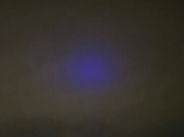Николаевцы уже несколько дней наблюдают в небе загадочное синее свечение (ФОТО, ВИДЕО)
