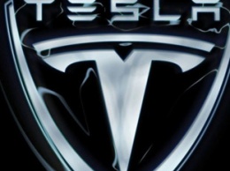 Акции Tesla растут на фоне рекордных объемов поставок
