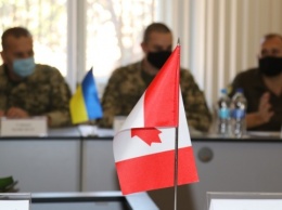 В Одессе инструкторы НАТО учат штурманов и командиров ВМС тактическому маневрированию