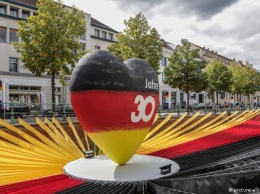 Комментарий: Немцы многое поняли только через 30 лет после воссоединения
