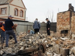 На пожарах в Луганской области погибли 11 человек - найдены тела четырех пропавших женщин [фото]