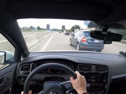 Что будет с VW Golf GTI после ДТП на скорости 240 км/ч (ВИДЕО)