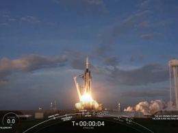 SpaceX успешно запустила еще одну партию спутников Starlink