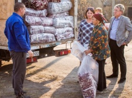 В пострадавшие от пожаров села Луганщины прибыла помощь от Фонда Юрия Бойко