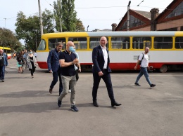 В одесском электротранспорте внедряют безналичную оплату с помощью приложения Transpod