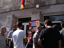 В Армении запретили критиковать власть страны