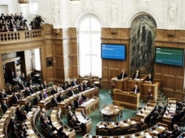 Двойник Тихановской пытался выступить в парламенте Дании