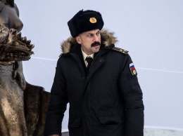 Начальник военкомата Дмитрий Нагиев отправляет женихов своей дочери в армию