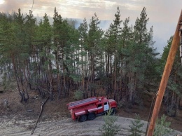 На Луганщине подорвалось пожарное авто