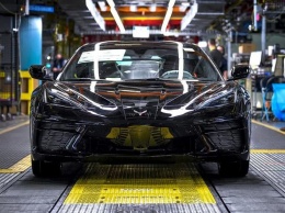 Chevrolet прекратит производство новых Corvette из-за нехватки комплектующих