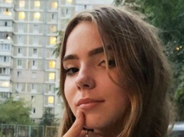 В Киеве загадочно пропала 13-летняя девочка, фото