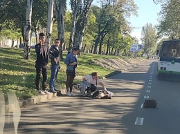 В центре Николаеве сбили женщину, которая переходила дорогу в неположенном месте, - ФОТО