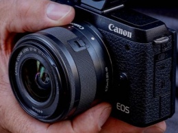 Canon представила новую беззеркальную камеру EOS M50 Mark II
