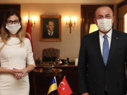 Крым стал ключевой темой встречи Джапаровой с главой МИД Турции