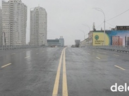 Кличко кладет в карман выделенные на мосты Киева средства из горбюджета, - блогер