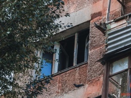 В Днепре на Гладкова горела квартира: погиб мужчина