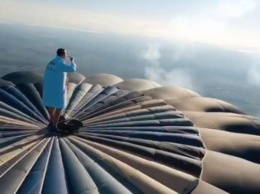 С кофе на вершине воздушного шара: видео украинца покорило Интернет