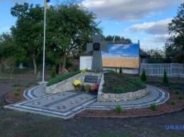 На Киевщине открыли памятник «Борцам за волю Украины»