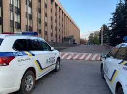 В Кривом Роге искали взрывчатку в здании горсовета