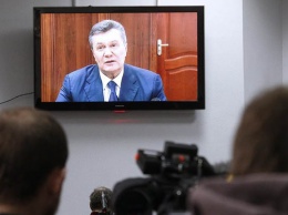 Защита Януковича заявила отвод суду по делу о госизмене