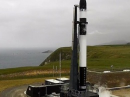 Rocket Lab отменила запуск ракеты с 10 спутниками США и Японии