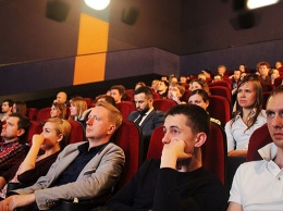 Кинотеатрам разрешено работать в «красной» зоне карантина