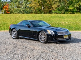 На аукцион выставили самое дорогое авто GM 2009 года - Cadillac XLR-V
