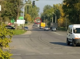 На въезде в Кривой Рог полиция заблокировала и проверила автобус, - ФОТО