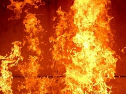 Ночью в Симферополе на пожаре спасли 60-летнего мужчину