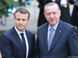 Франция отзывает посла в Турции после слов Эрдогана о психическом здоровье Макрона