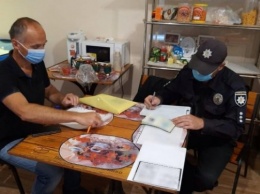 За выходные семеро жителей Херсонщины получили от полиции протоколы за несоблюдение карантина