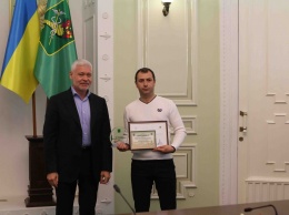 Работник "Турбоатома" стал лауреатом конкурса "Молодой человек года"