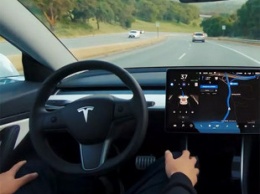 Опубликовано видео с бета-версией полноценного автопилота Tesla