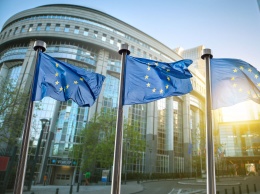 В ЕС считают решение КСУ основанием для временного приостановления безвиза - посол