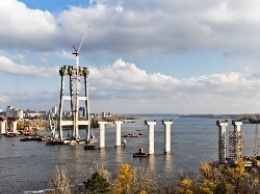 АМКР поставил поставил 1,3 тыс. тонн арматурного проката для моста в Запорожье