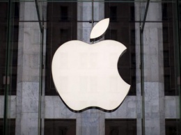 Apple собрали против себя сотни противников